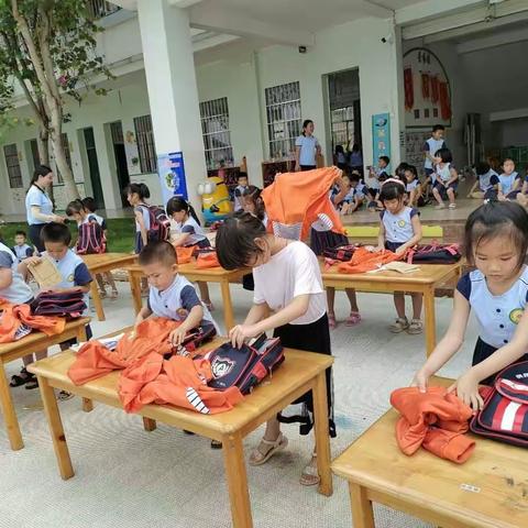 “幼小衔接，我们在行动”——2022年横州市那阳镇中心幼儿园学前教育宣传月主题活动