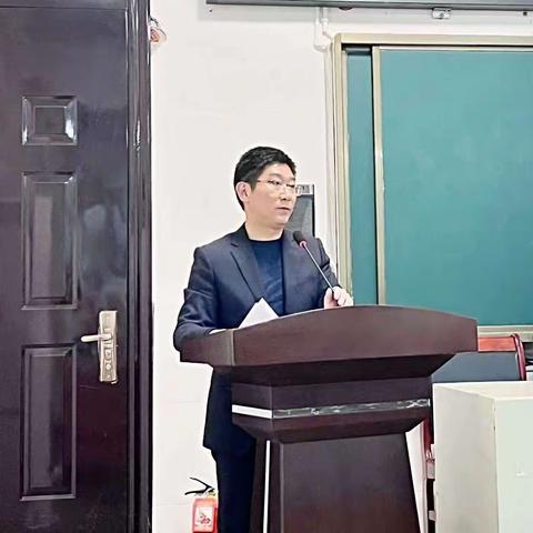 春日暖阳青蓝共蔚 巫水流深教学相长 ——城步希望小学“青蓝工程”启动仪式暨校本研修活动