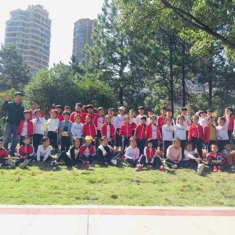 拥抱自然，走进秋天