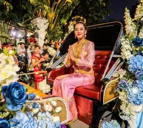 西双版纳泼水节（花车巡游）