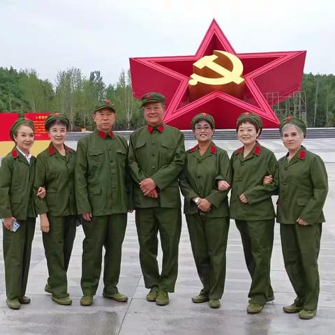 追忆军旅芳华  汲取信仰力量