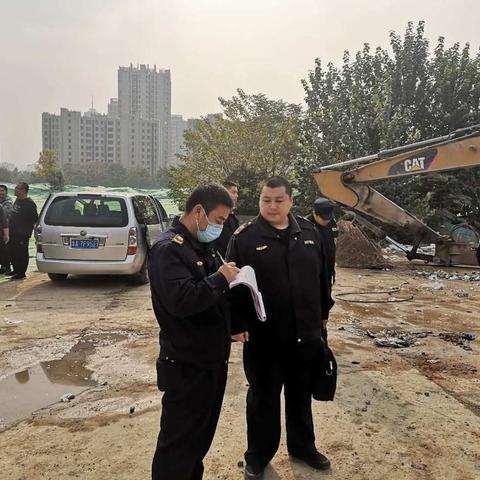 【城管党员走在前】街道吹哨，部门报到---甸柳中队持续推进工地扬尘治理工作