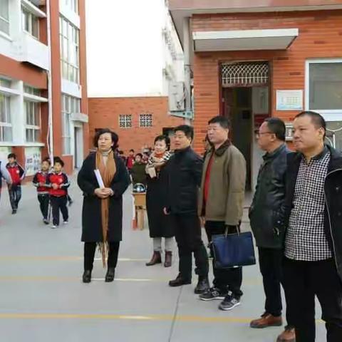 市教育局、市公安局、市综治委对许昌市八一路小学创建平安校园建设进行验收