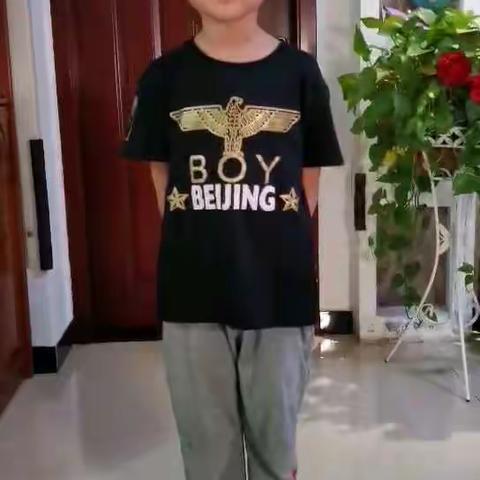 谢谢亲爱的孩子们!有了你们的陪伴，老师感到很幸福!