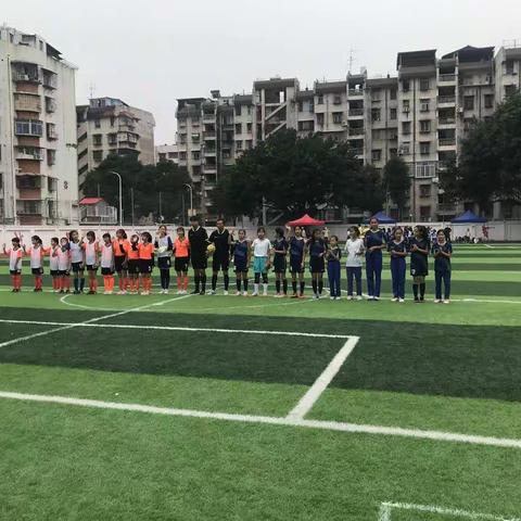 足球联赛夺冠军，铿锵玫瑰展风采 ——埔尾小学荣获漳州市中小学生足球赛冠军