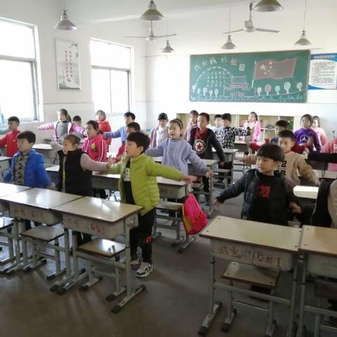 安丰乡市热电希望小学一年级古诗韵律操社团