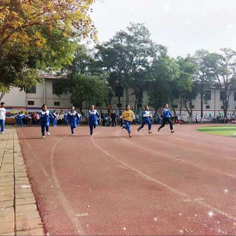 金秋结硕果  赛场竞风流 ——市九中七年级三班秋季运动会