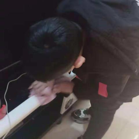 清洁家园继续进行时——宜阳县三乡镇东村小学