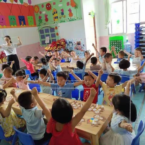 清华幼儿园小班第7周精彩瞬间