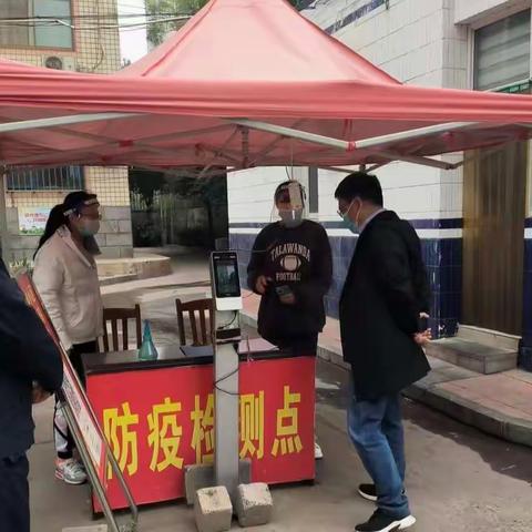 高学斌局长督导检查分包小区防疫工作