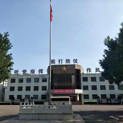 积极弘扬“双拥”传统，谱写军民和谐佳话     ——化工路小学“八一”拥军优属活动