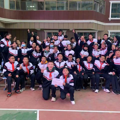 抗疫情，念恩情，感亲情，用真情。初一八班六组同学感恩教育之学子居家劳动篇