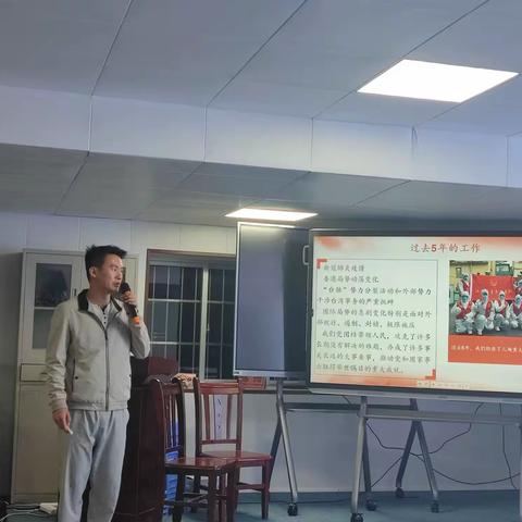 “学习二十大 永远跟党走 奋进新征程”--横州镇第三初级中学团委开展深入学习贯彻宣传党的二十大精神活动
