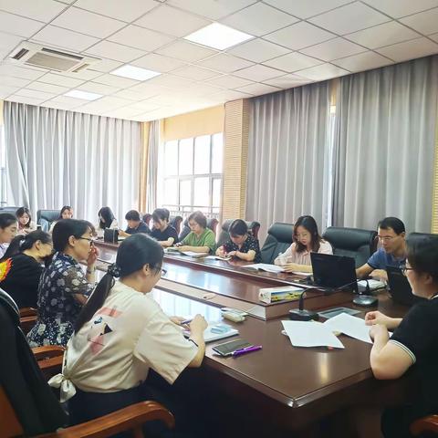 不负金秋，心向美好                      ——新安江第一小学语文组第二次校本教研活动
