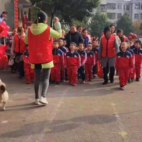 天天幼儿园亲子运动会