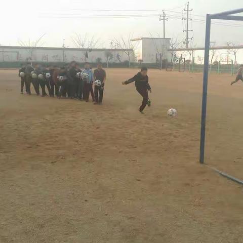 小屯小学美育教学记述