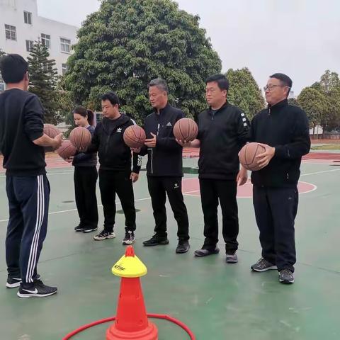 东瓜小学体育组教研活动