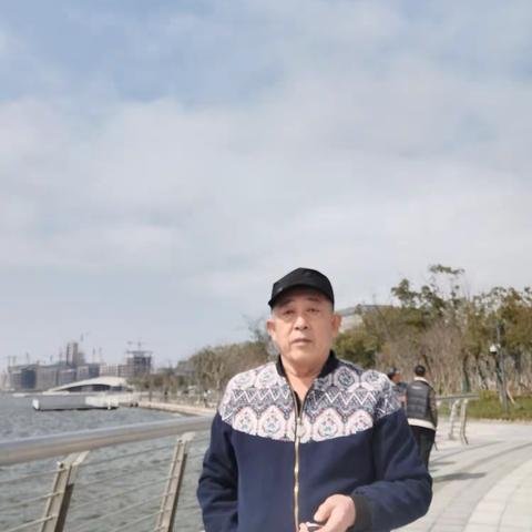 上海浦东新区滴水湖游览