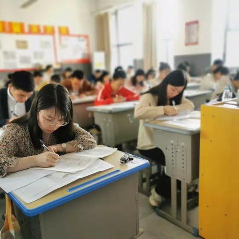 以基本功为归，迎新高考万里蹀躞——2023年上栗中学教师业务考试