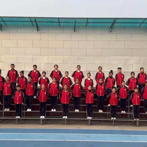 西街小学五四班“永远跟党走”主题升旗仪式