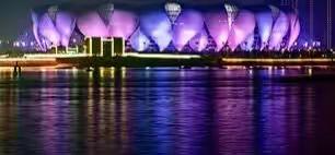 我与亚运有个缘 34年前我参加了北京亚运村的建设，这一次我可在家门口参观亚运，此乃缘分也。