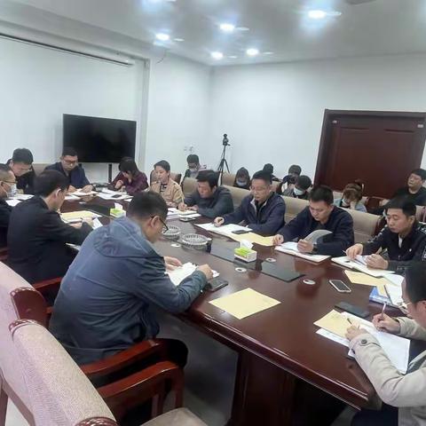 务实重干，砥砺奋进——广场街道召开迎接党的二十大重点工作部署会