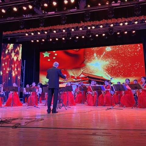 喜迎二十大     奋进新时代                                  市老龄协会2022年欢度第十个老年节