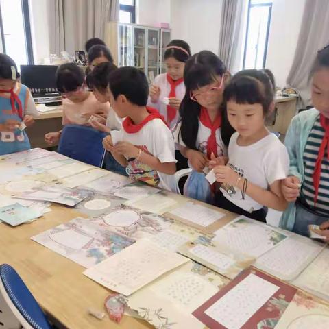 翰墨书风雨 尺幅藏星河——记状元坊小学硬笔书法大赛