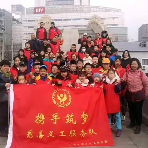 2019.2.22携手筑梦义工服务队"保卫蓝天，护卫家园，清洁城市"再行动✊