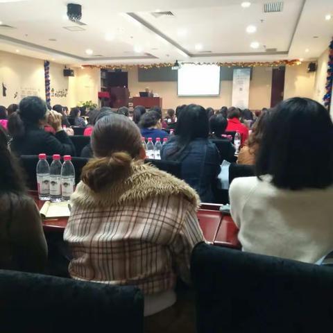 诗意教书，快乐育人，做一名幸福的人民教师！（小学英语 第五组）