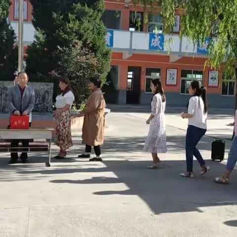 孟岗镇孙寨小学“慈善铸就大爱，慈善快乐人生”爱心募捐活动如期开展