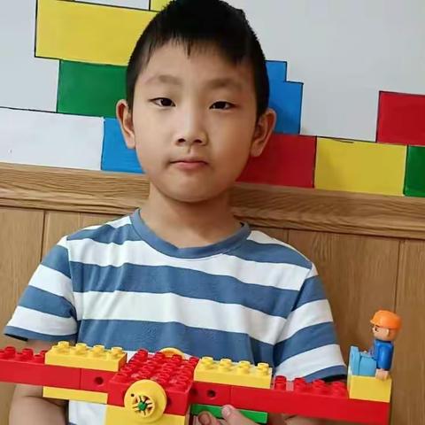 学人幼儿园—蒙氏混龄班