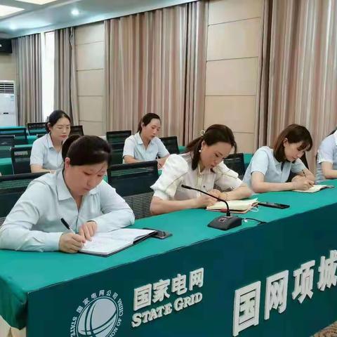 锤炼应急抢修 加强值班工作 助力迎峰度夏——供服指挥中心侧记七