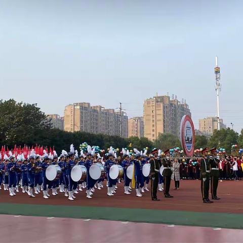 挑战自我，奋勇争先！ ——华校七（23）班运动会纪实！