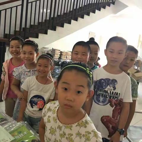 四年级的学校生活（一）---开学了，我们一起打扫卫生！