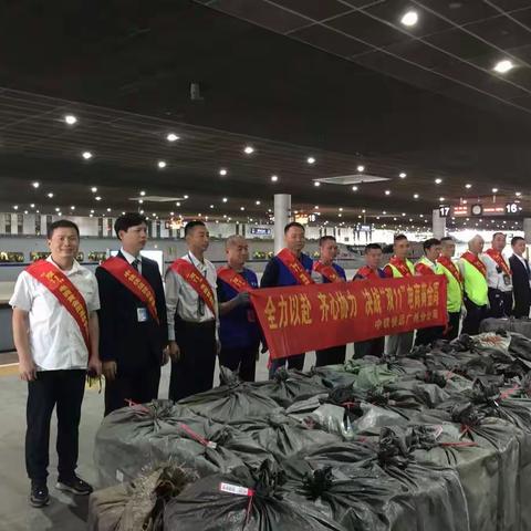 直击深圳北站电商黄金周作业现场（11月11日）