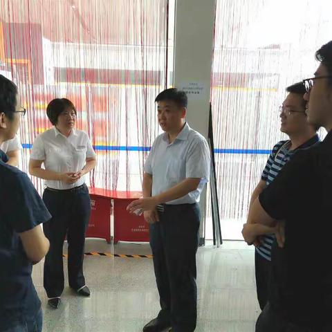 公司快递部王处长一行到深圳快递部调研