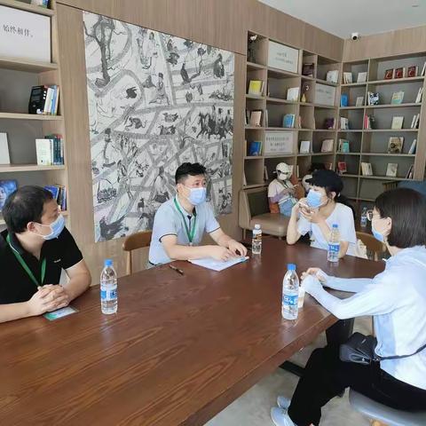 让滞留旅客感受海口温情与温度——市金控公司抗疫志愿服务第四天纪实