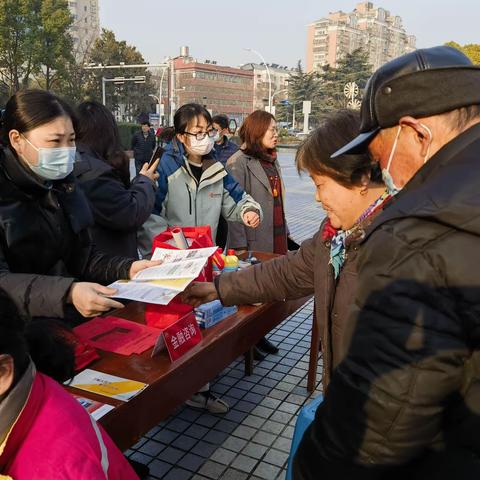 民生银行宜兴支行“3.15”反假宣传