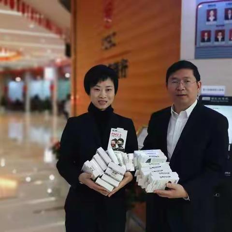 雪中送炭 体现关爱