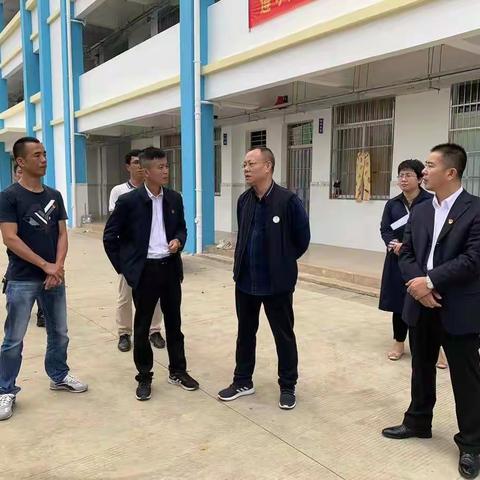 县委书记刘峰松一行到翰林镇调研指导工作