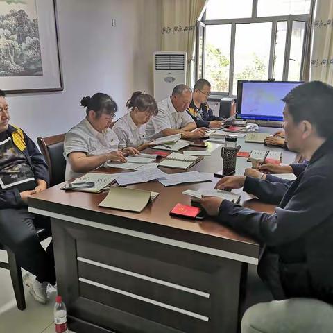 【主题教育】检查监控车间党支部，集中学习交流，铸牢主题教育基础。