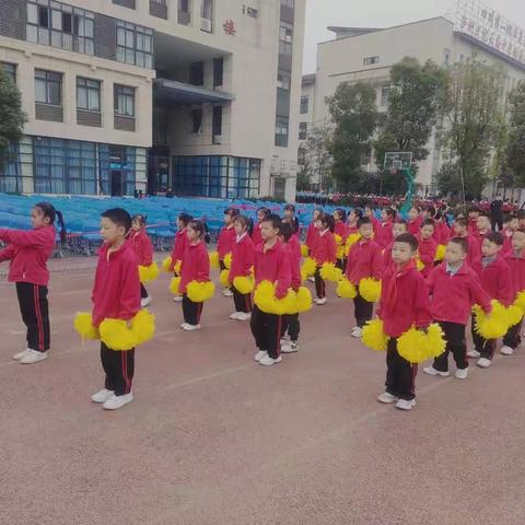 乘运动之帆，为学生喝彩——长江小学二年级六班运动会！