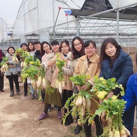 建行淮安开发区支行生态园踏青妇女节活动