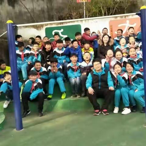 六二班的一天