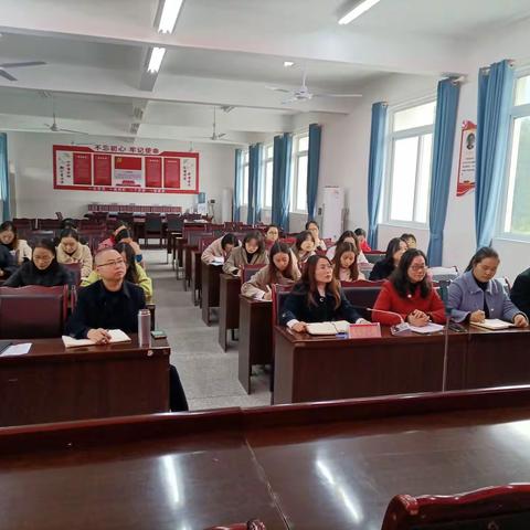 云端携手  结对前行共成长——莲都小学·四川水尾中心校联合教研活动