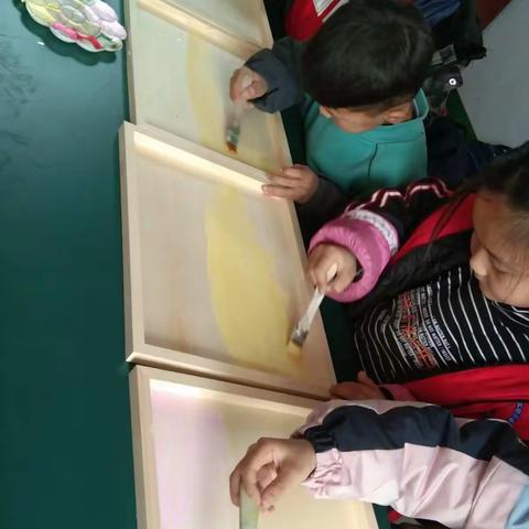 殷都区水冶镇北关小学版画社团课堂掠影