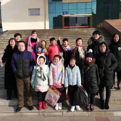 收获满满的孩子们