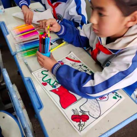 画笔绘新篇 巧手写明天——漳县盐川小学手抄报社团纪实