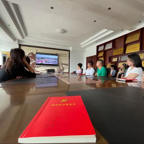 奋斗百年路   启航新征程